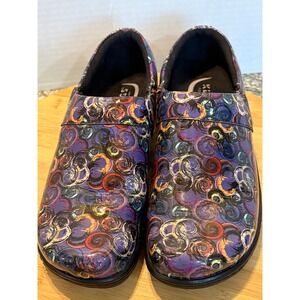 Klogs USA Footwear Mission Swirl‎ Print Comfort Clogs Shoes Women's Size 9.5M